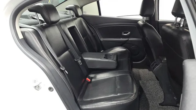 Renault SM3