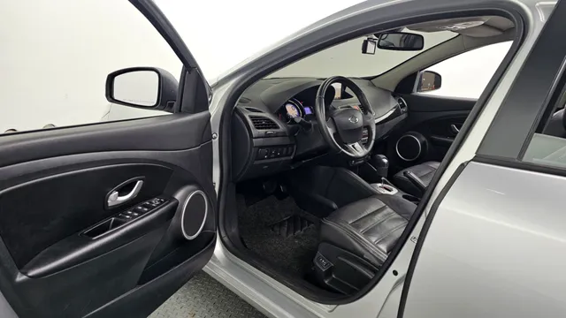 Renault SM3