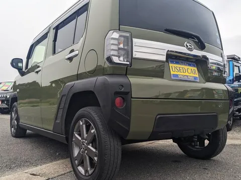 Daihatsu Taft