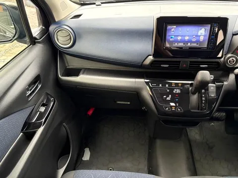 Mitsubishi eK X