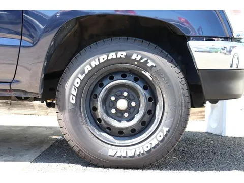 Toyota Hilux Sports Pick Up
