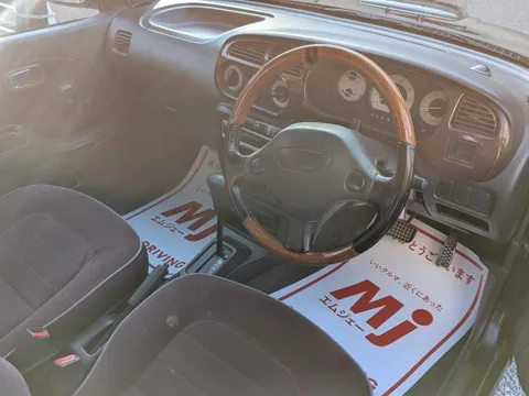 Daihatsu Mira Gino