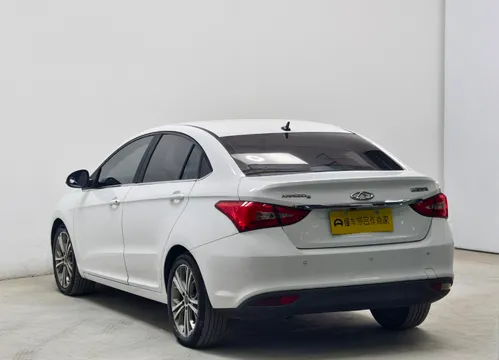 Chery Arrizo 5
