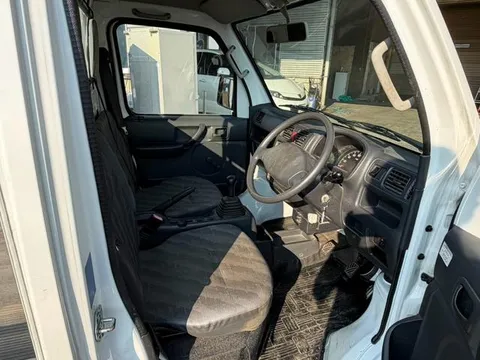 Mazda Scrum Truck