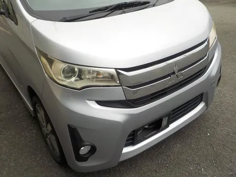 Mitsubishi eK Custom