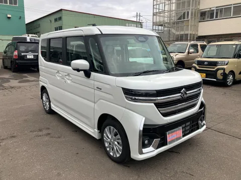 Suzuki Spacia Custom
