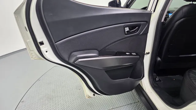 SsangYong Tivoli XLV (Tivoli Air)