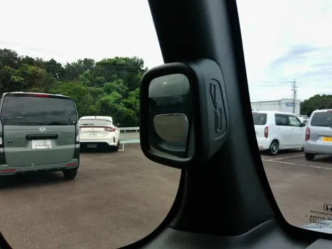 Honda N-BOX Joy