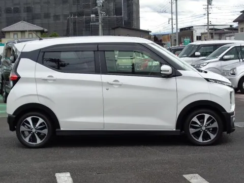 Mitsubishi eK X