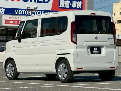 Suzuki Spacia
