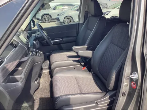 Honda Freed Plus