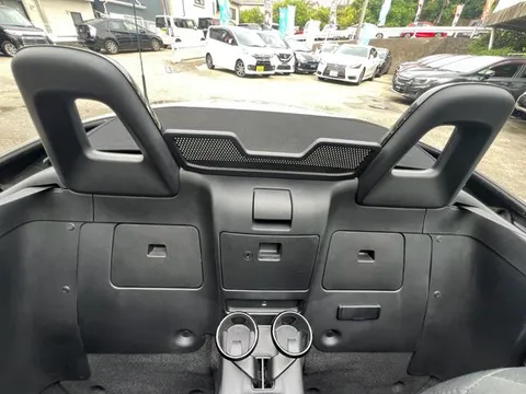 Mazda MX-5 (Roadster)