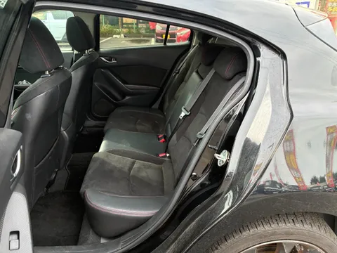 Mazda Axela Sport