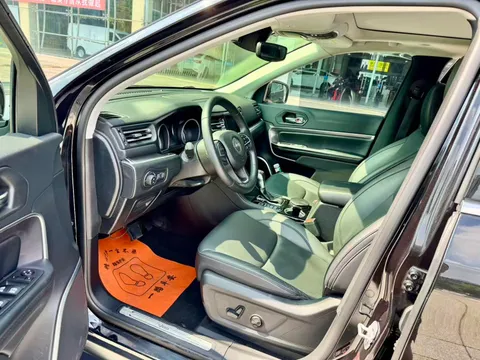 Jeep Grand Commander