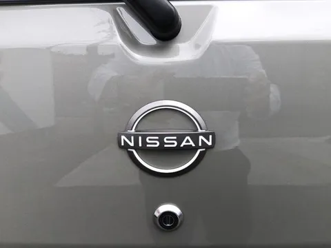 Nissan Clipper Van