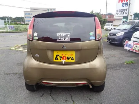 Mitsubishi I