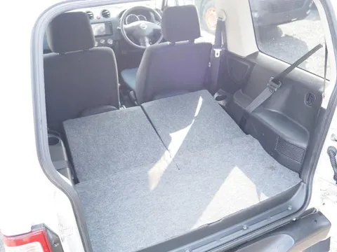 Nissan KIX