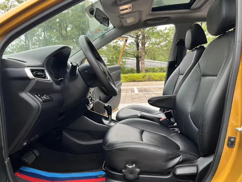 Hyundai Reina