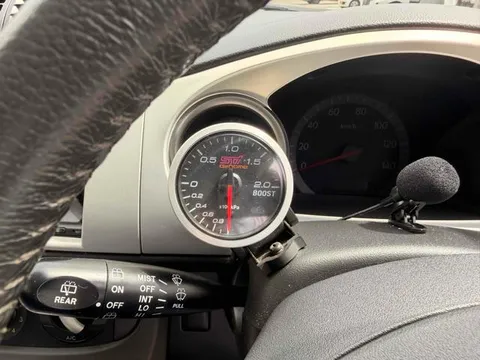 Subaru R2