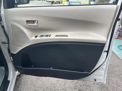 Subaru Lucra
