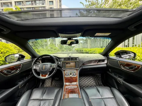 Lincoln Continental