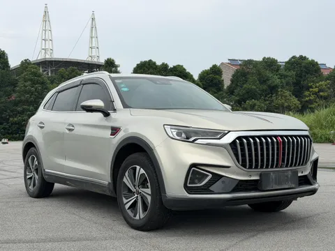 Hongqi HS5