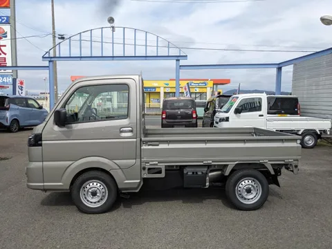Nissan Clipper Truck