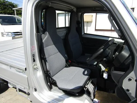 Suzuki Carry Track