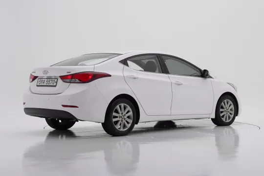 Hyundai Elantra (Avante)