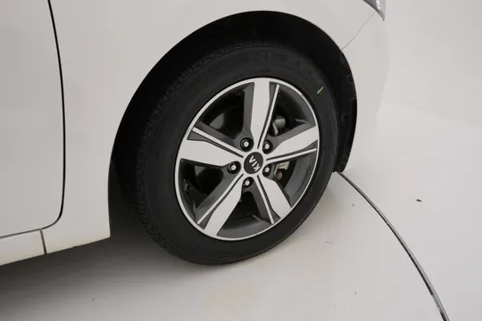 Kia Cerato (K3)