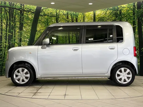 Toyota Pixis Space