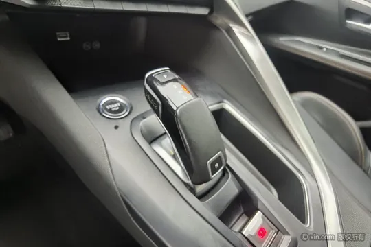 Peugeot 4008