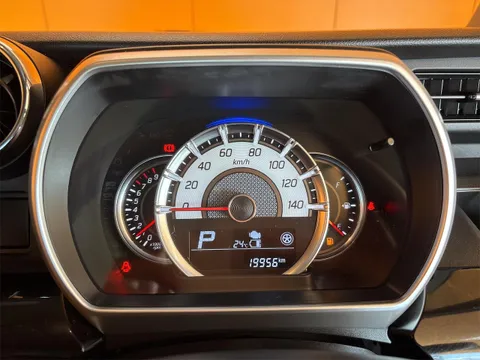 Suzuki Spacia Custom