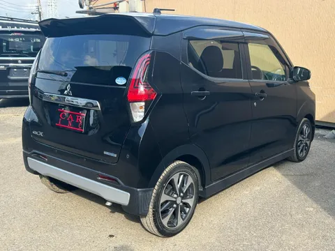 Mitsubishi eK X