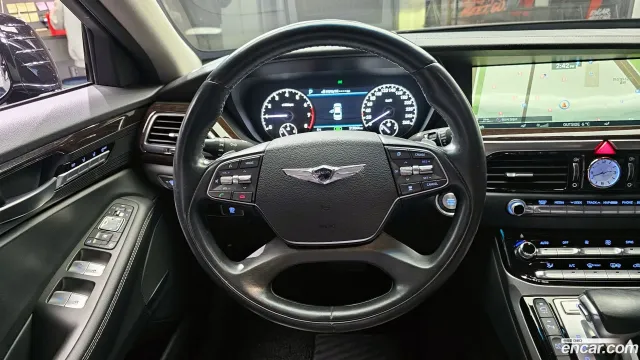 Genesis G90 (EQ900)