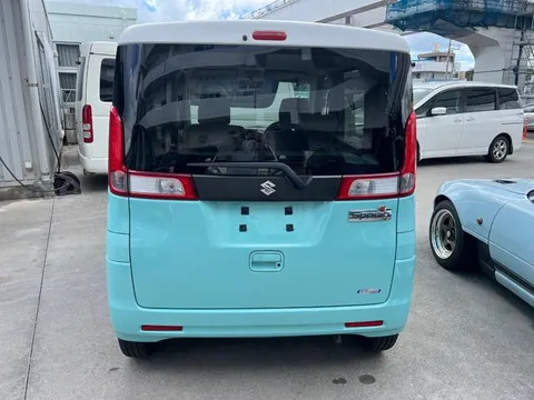 Suzuki Spacia