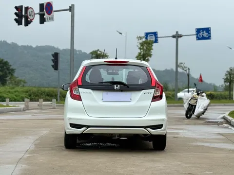 Honda Jazz (Fit)