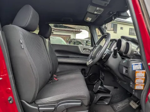 Honda N-BOX Slash