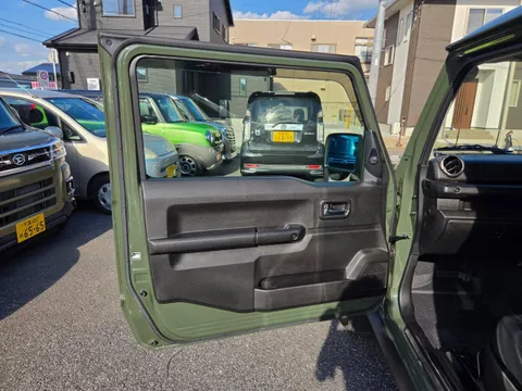 Suzuki Jimny Sierra