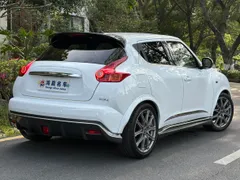 Infiniti ESQ