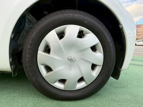 Toyota iQ