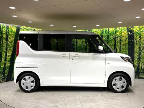 Mitsubishi eK Space