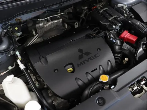 Mitsubishi RVR