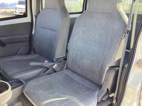 Mitsubishi Minicab Van