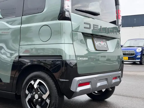 Mitsubishi Delica Mini