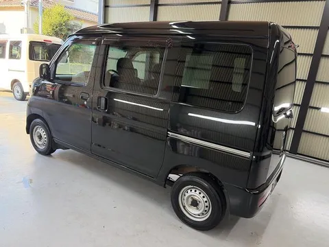 Toyota Pixis Van