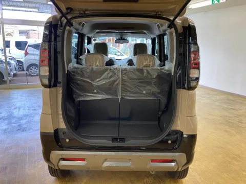 Mitsubishi Delica Mini