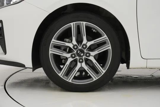 Kia Cerato (K3)