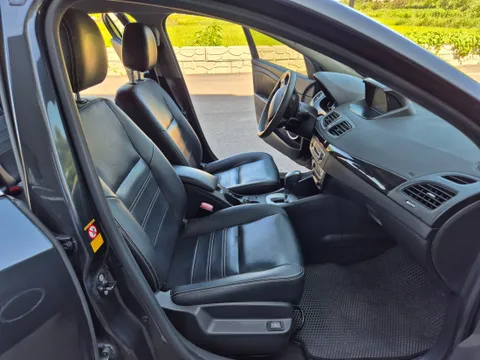Renault SM3