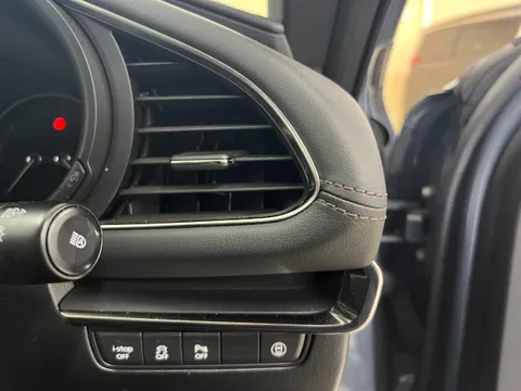 Mazda MAZDA3 Fastback